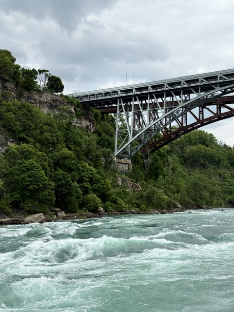 Rainbow Bridge, Ontario